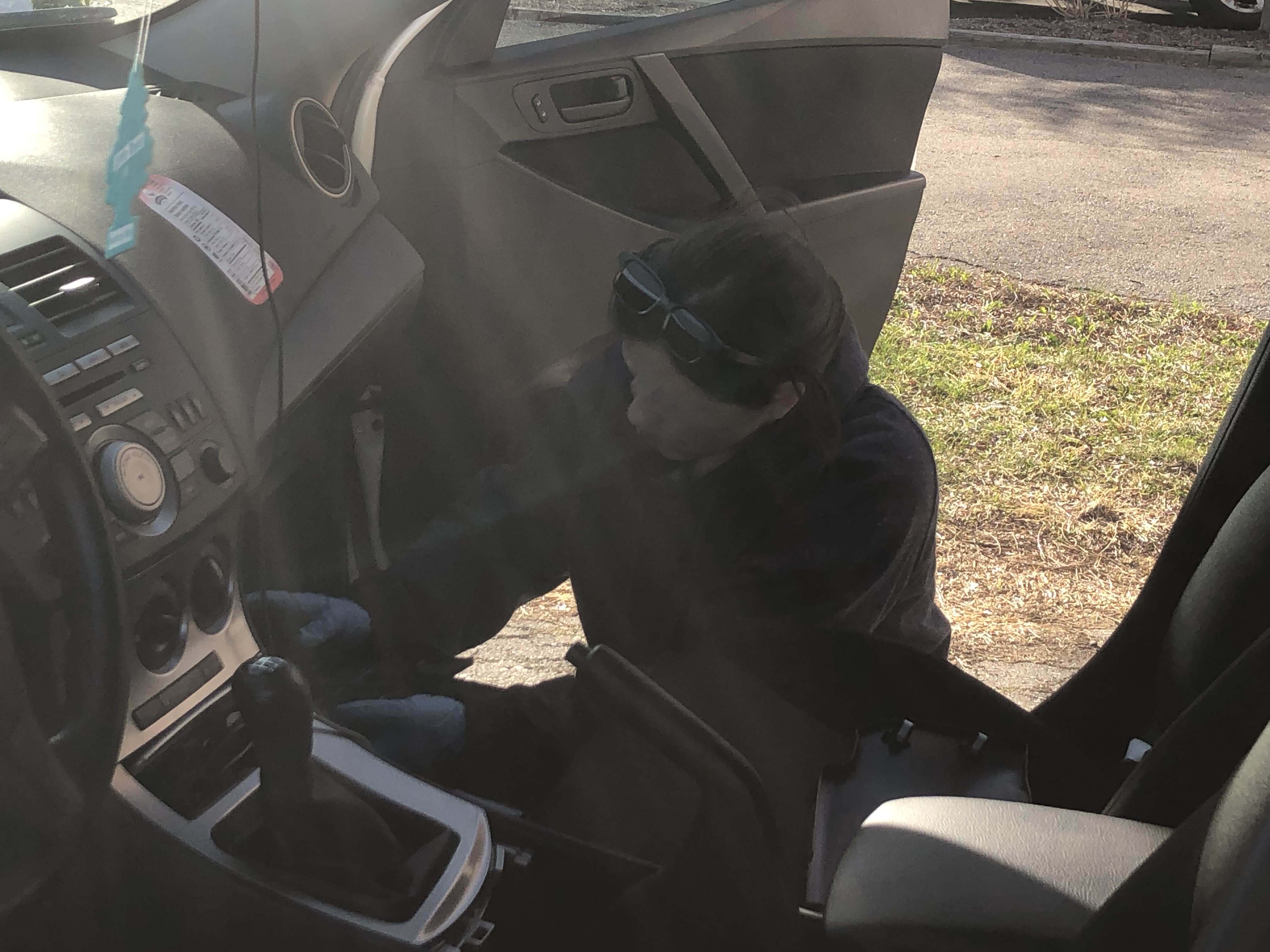 Working underneath glove compartment