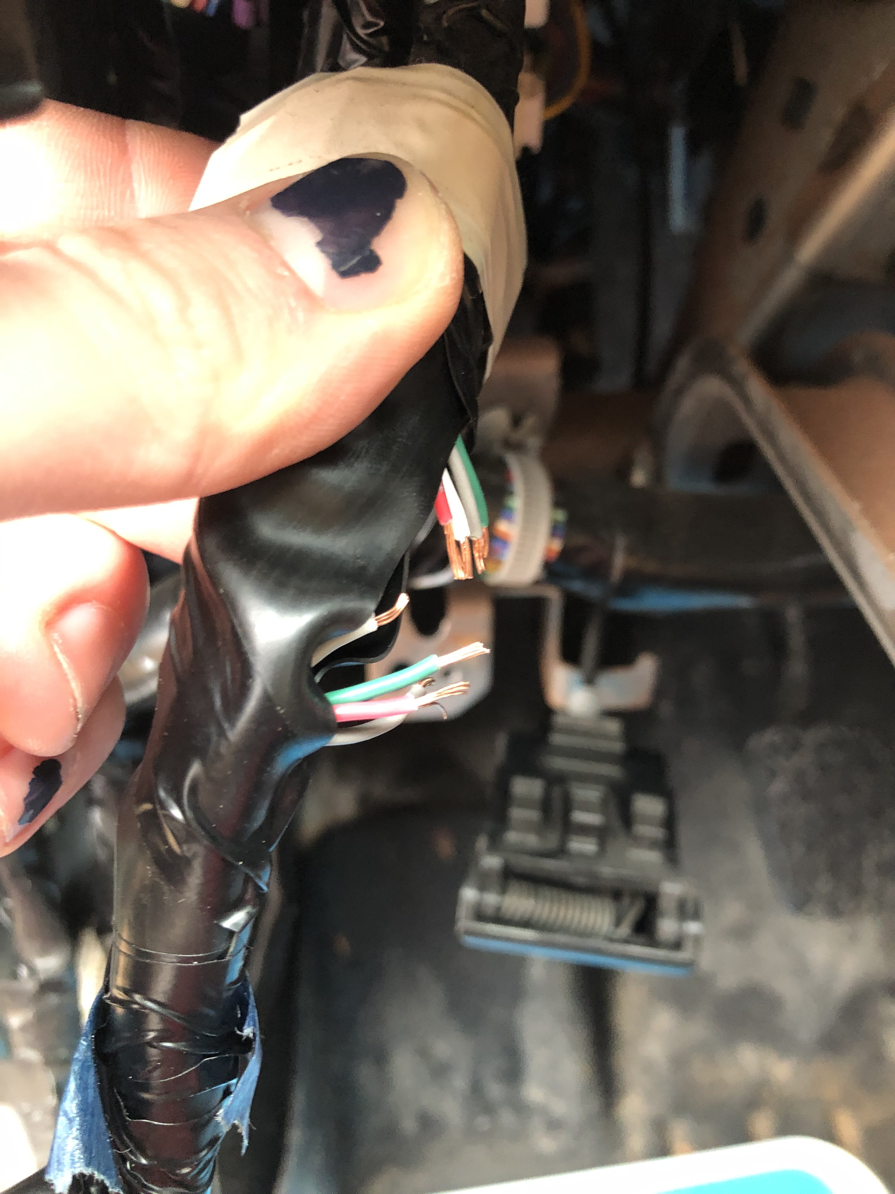 Four cut cables, two from each CAN bus
